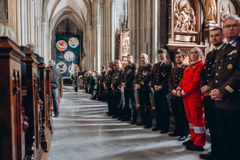 圣安魂曲和修道院长布鲁诺的葬礼