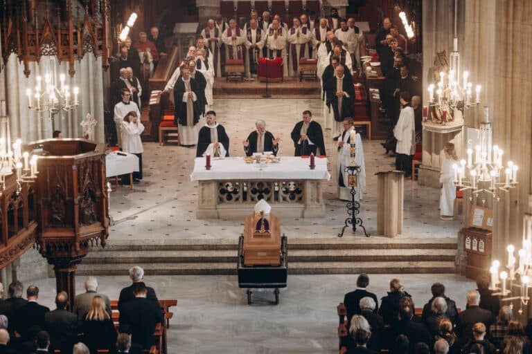 Santo Réquiem y entierro del Abad Bruno