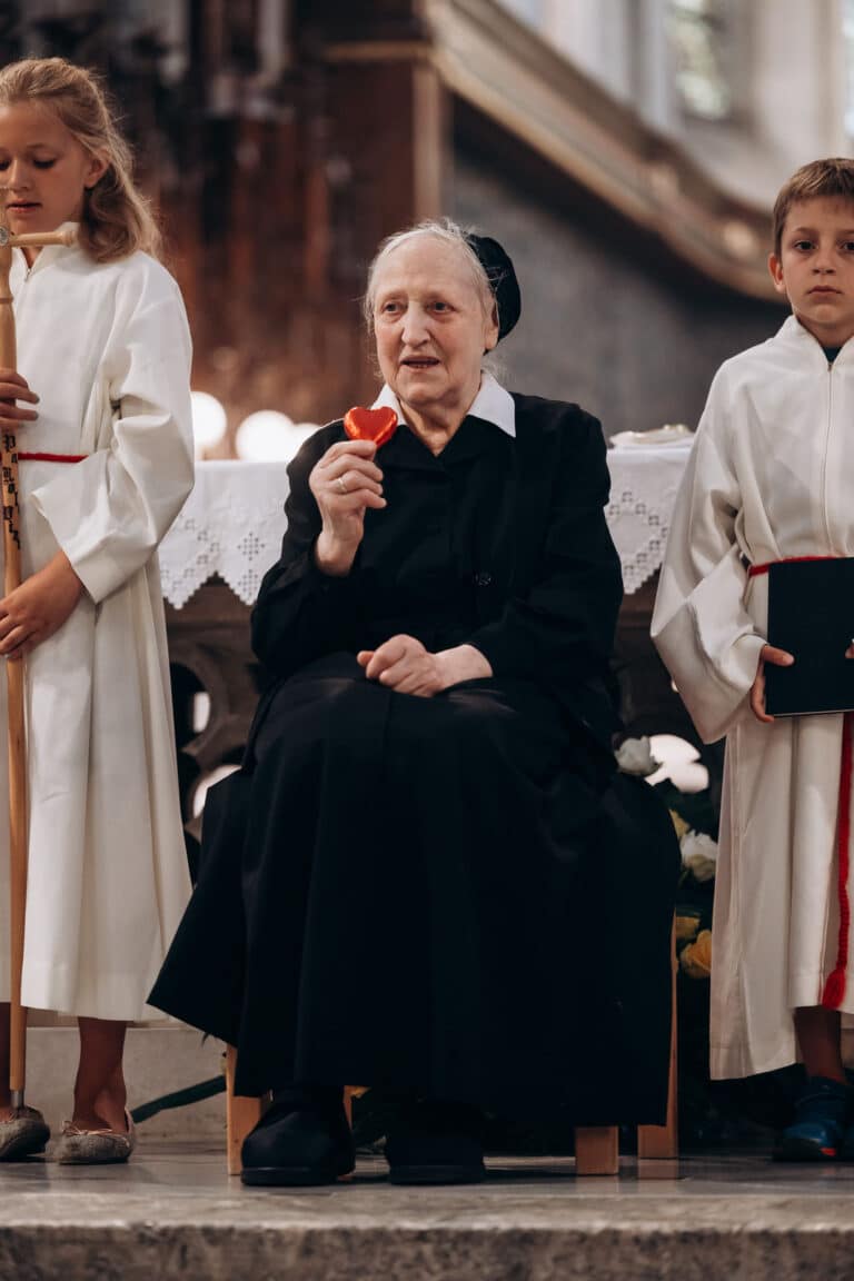 Hemmasoontag and farewell to Sister Friedburg
