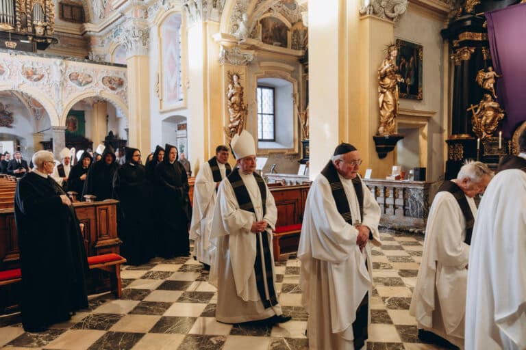 圣安魂曲和修道院长布鲁诺的葬礼