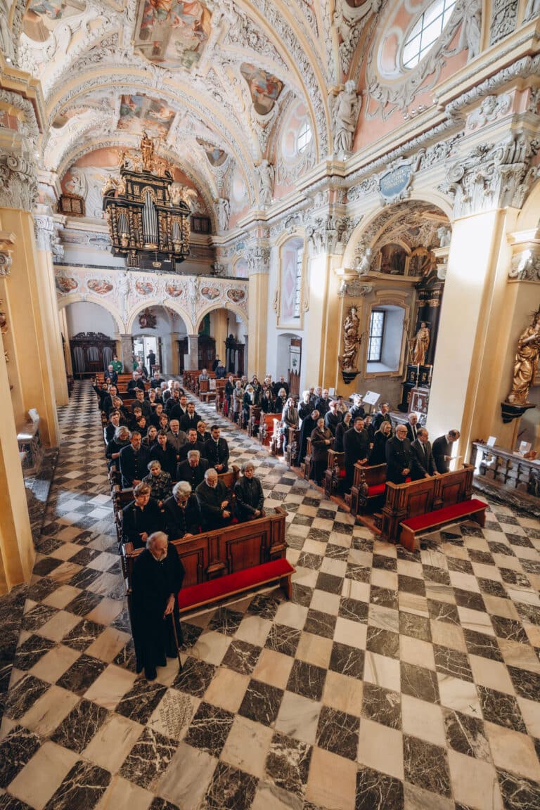 圣安魂曲和修道院长布鲁诺的葬礼