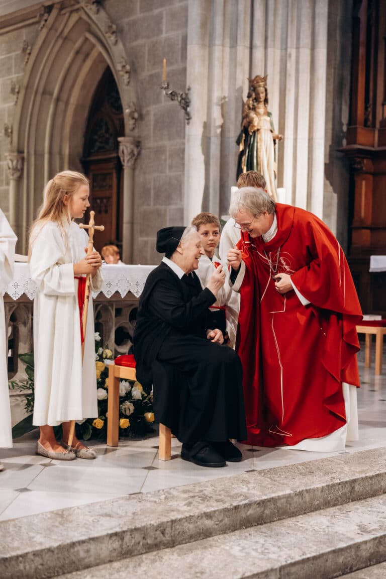 Hemmasoontag and farewell to Sister Friedburg