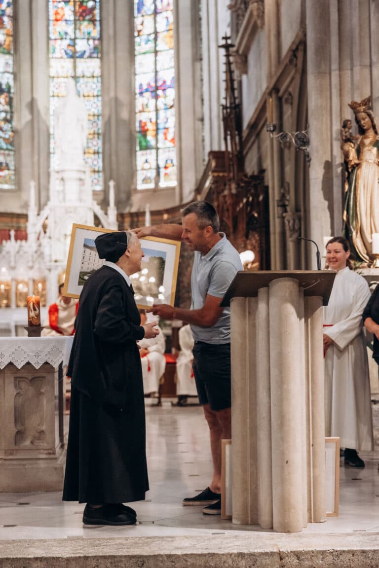 Hemmasoontag and farewell to Sister Friedburg