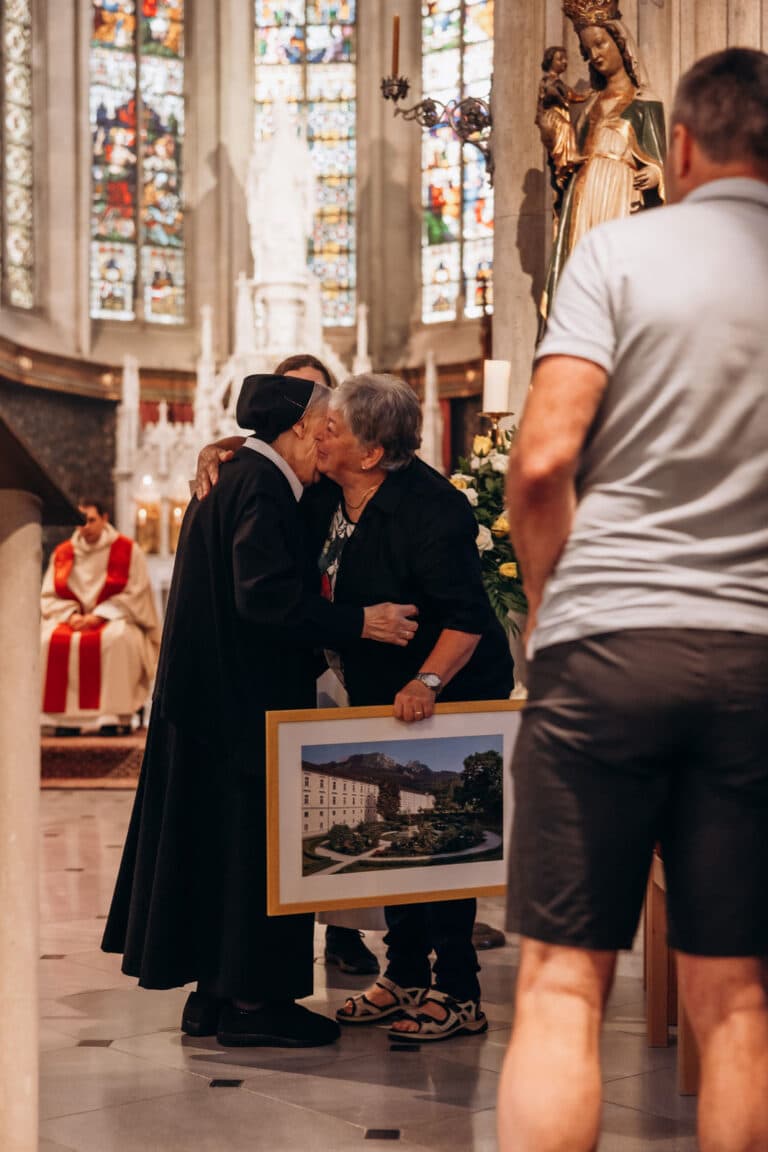 Hemmasoontag and farewell to Sister Friedburg