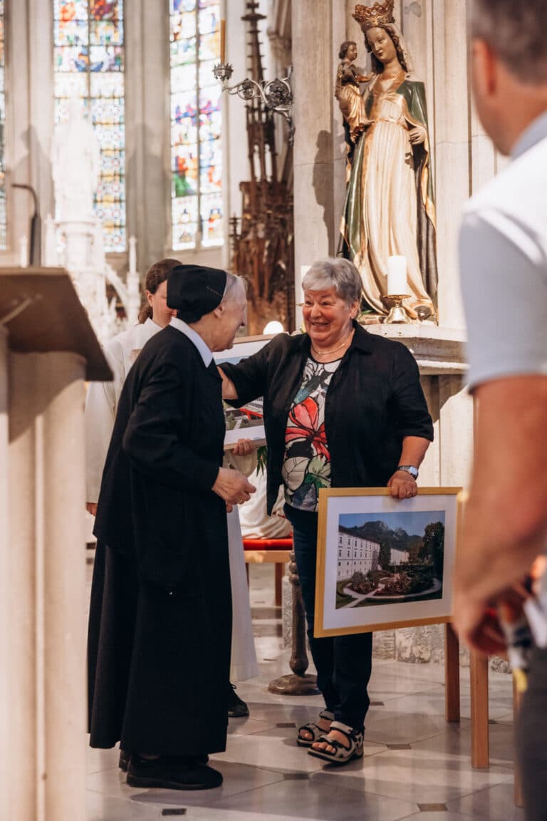 Hemmasoontag and farewell to Sister Friedburg