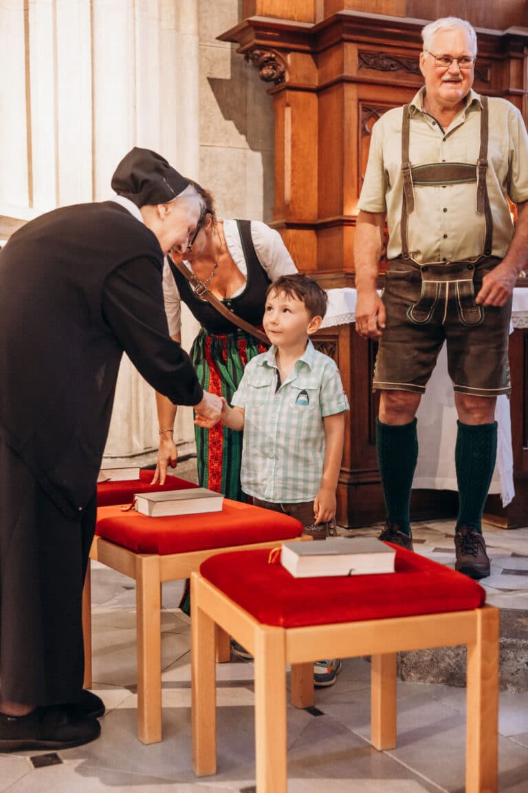 Hemmasoontag and farewell to Sister Friedburg