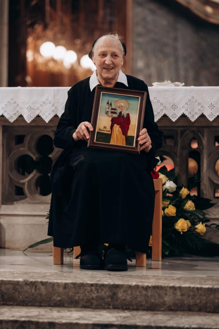 Hemmasoontag and farewell to Sister Friedburg