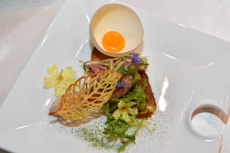 DVERI PAX GaultMillau 2023 IRM 7053 www