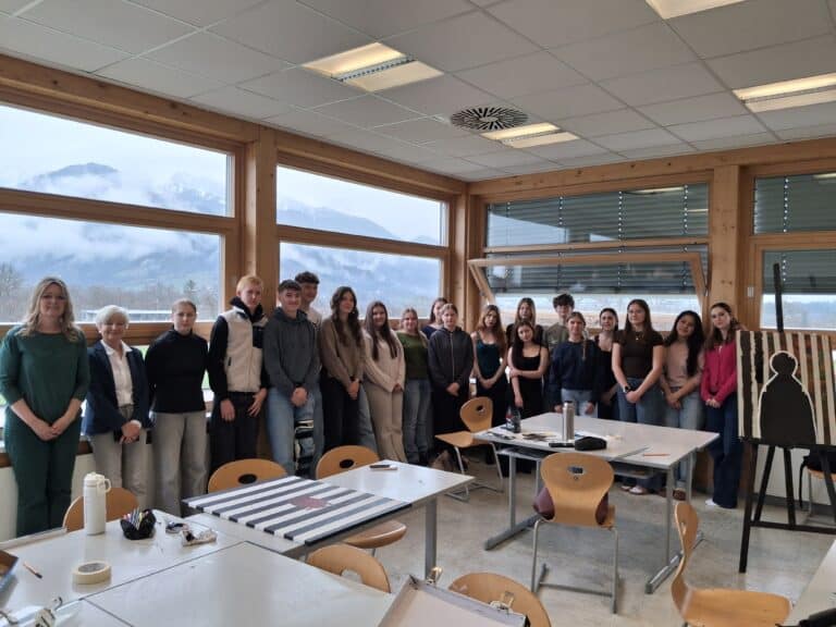 汉内斯-施瓦茨工作室