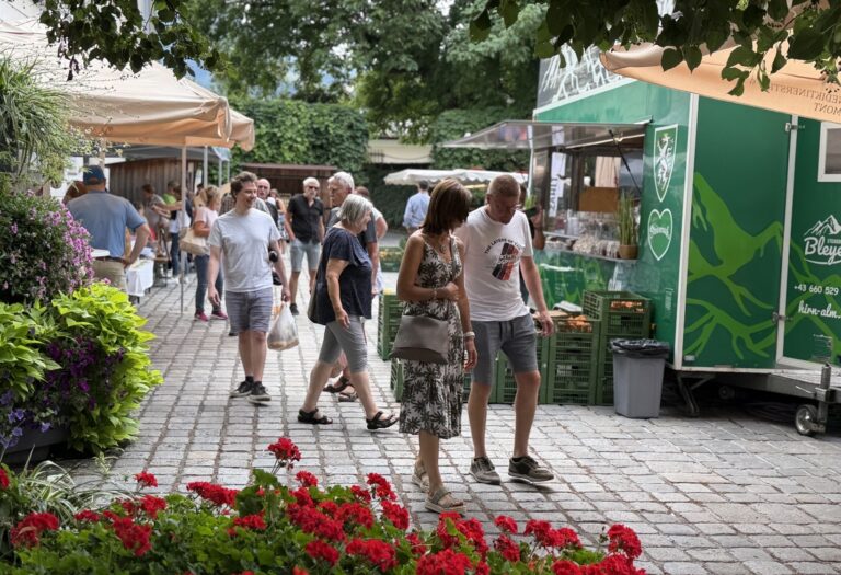 Mercado de especialidades de agosto en la web