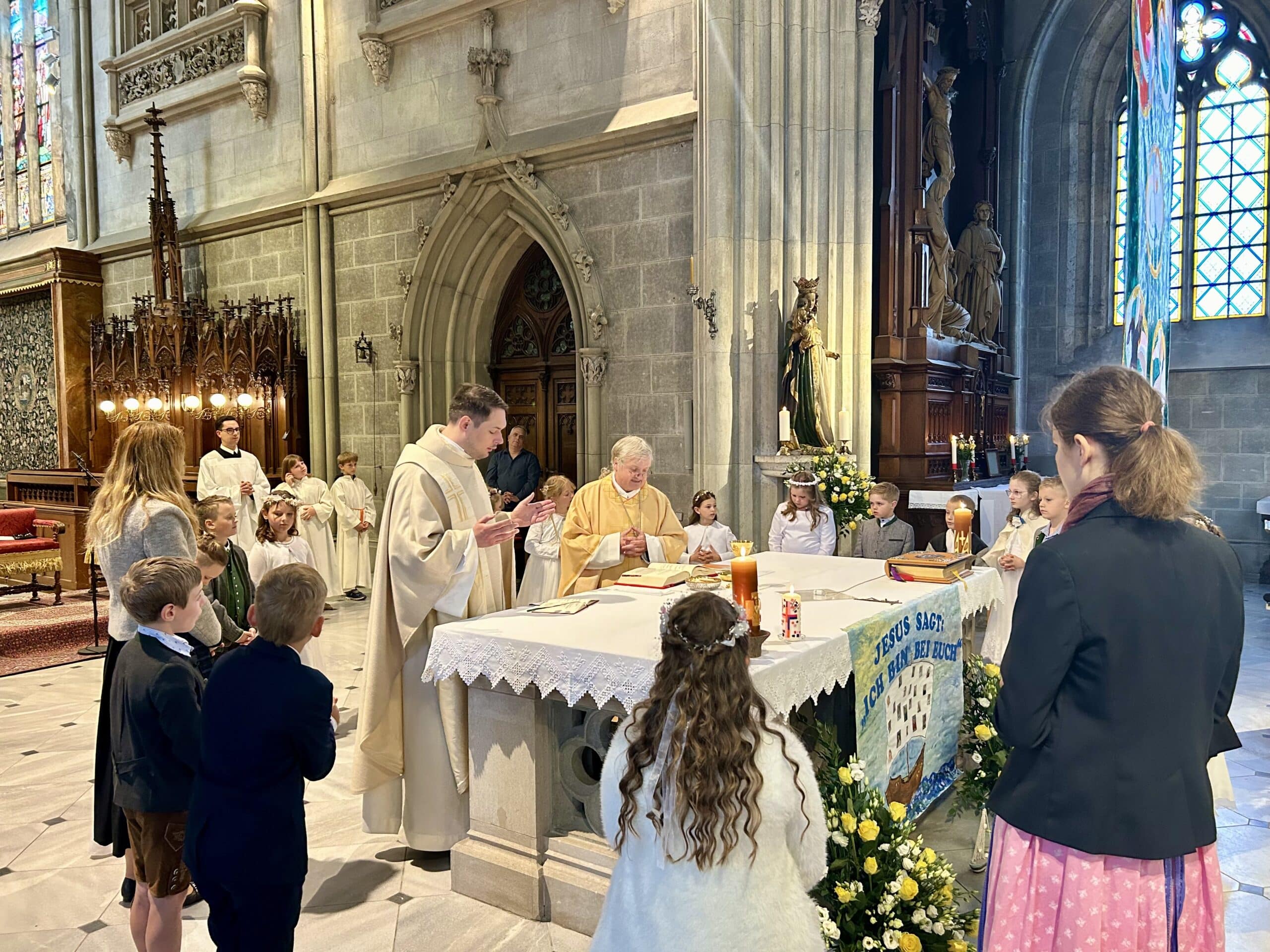 Ascension C L Bration De La Premi Re Communion 2025 29 05 2025 FR Stift Admont Christi Himmelfahrt Erstkommunion 2024 9 Scaled