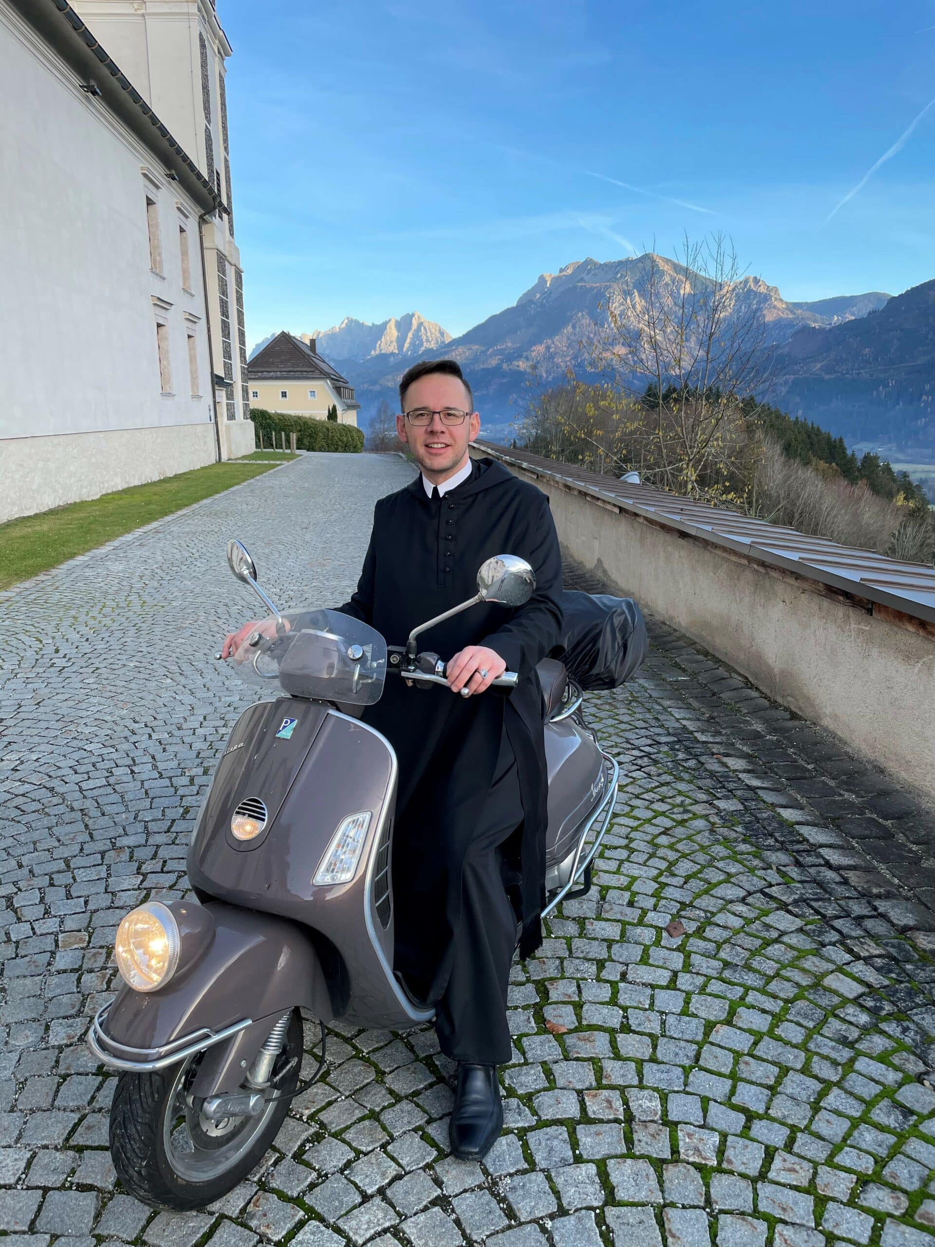 Admont Abbey Father Prior Vesper Roller Blessing ()