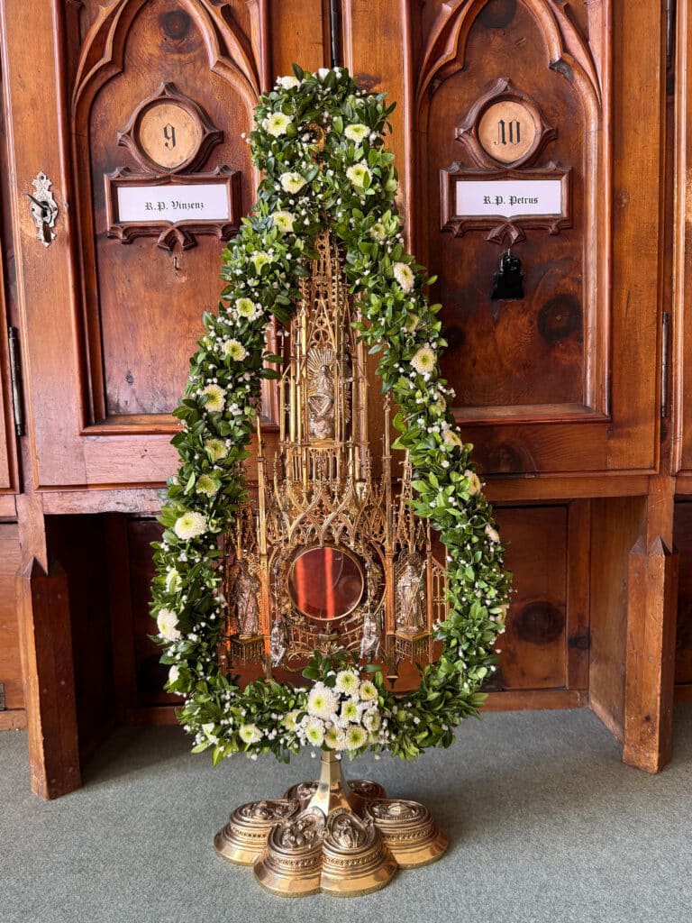 StiftAdmont Corpus Christi IMG