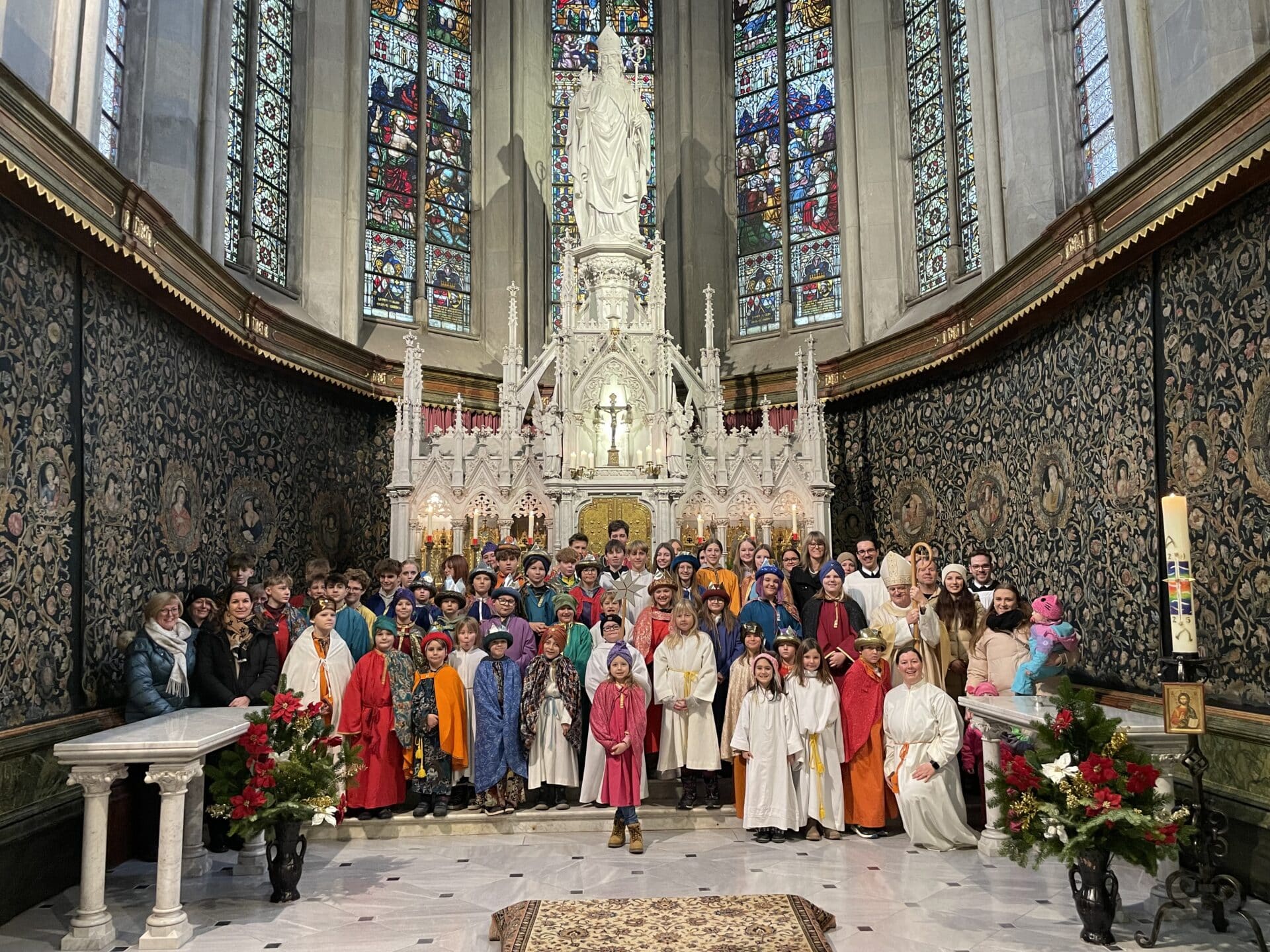 StiftAdmont carol singing campaign IMG (TheresaHaderer)