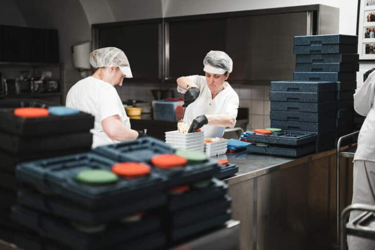 Abbey kitchen c Thomas Sattler