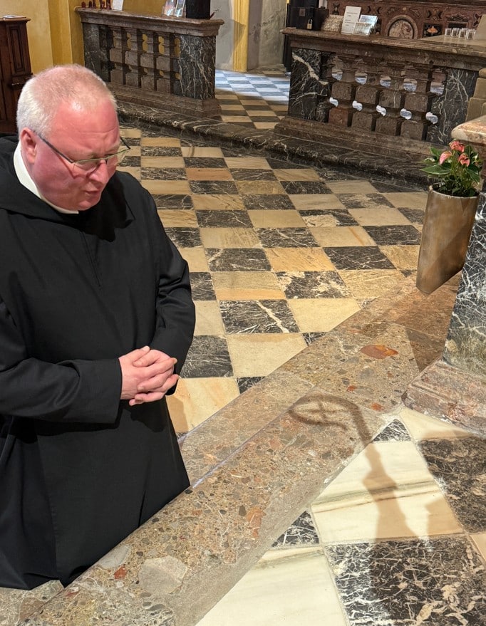 Conversion Father Magnus Frauenberg