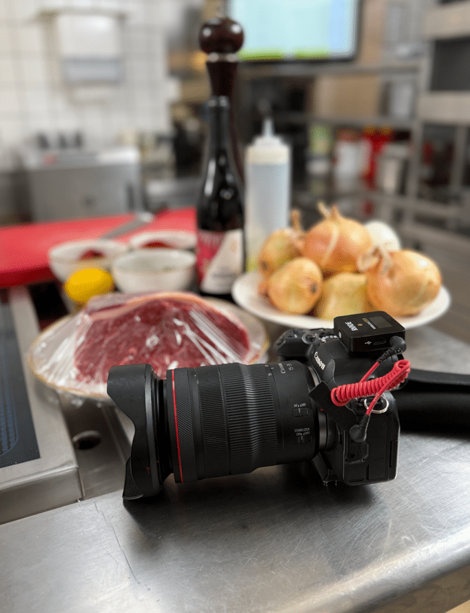 Ulli cooks light small with Christoph
