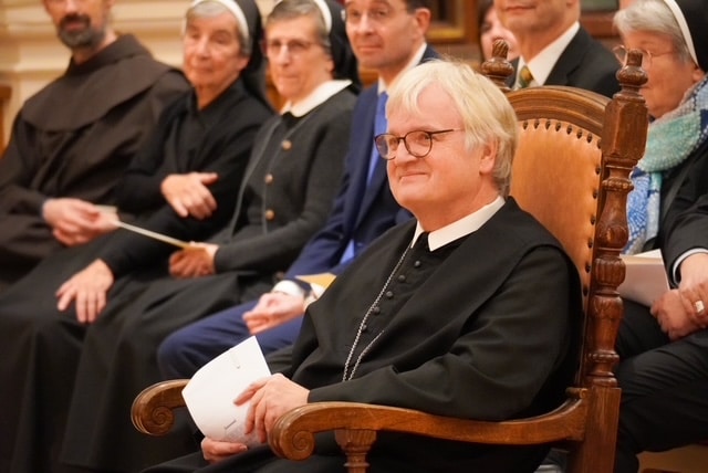 格哈德方丈奖环