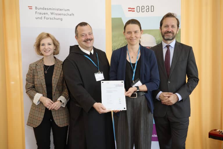 Pečat kakovosti za mlado znanost Gimnazija Admont Abbey