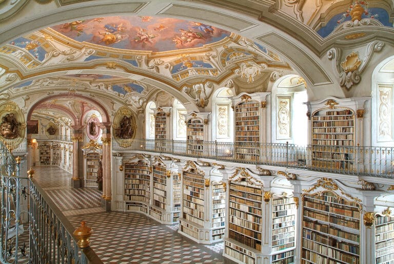 bibliotheque photocredit ernst reichenfelser scaled