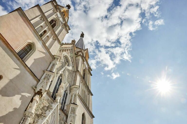 collegiate church534